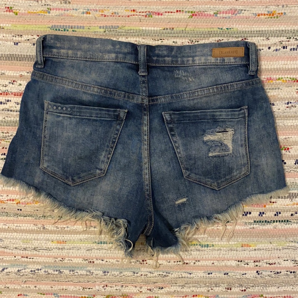 BLANK NYC Cut Off Shorts size 26 - Picture 7 of 12